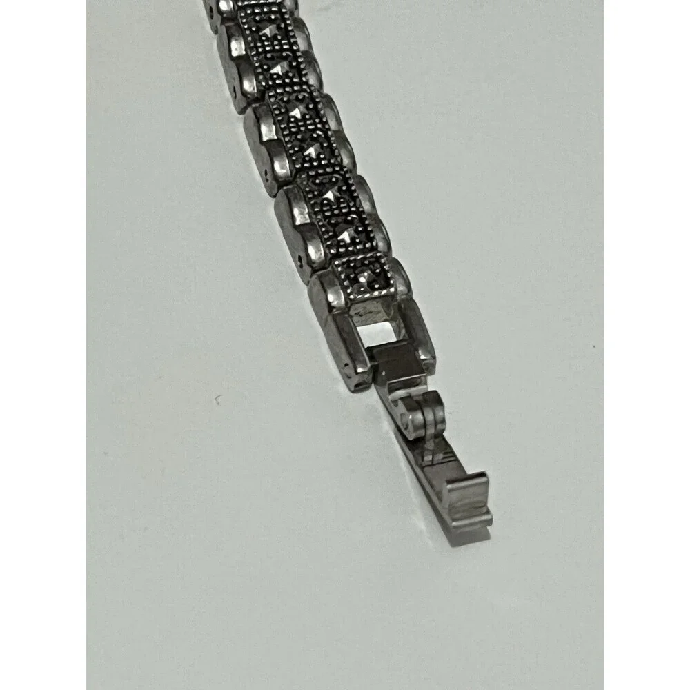 Vintage Stainless Steel Quartz Stud Watch Black Gunmetal‎ mother of Pearl